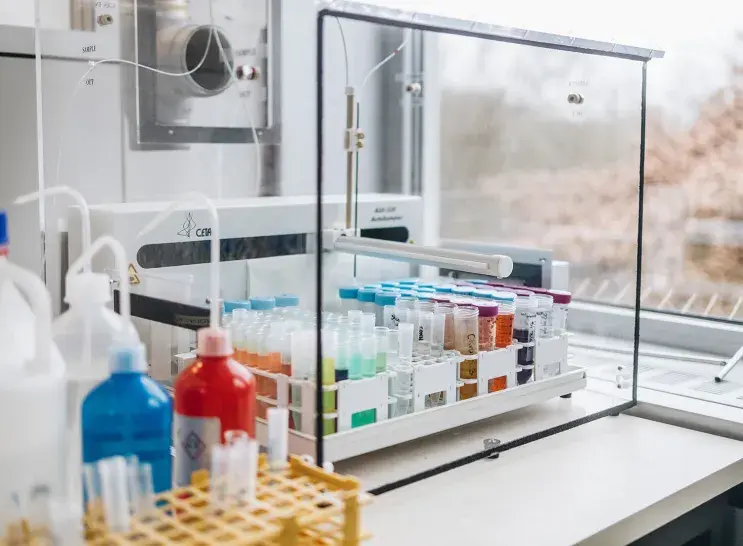 wide angle image of a lab